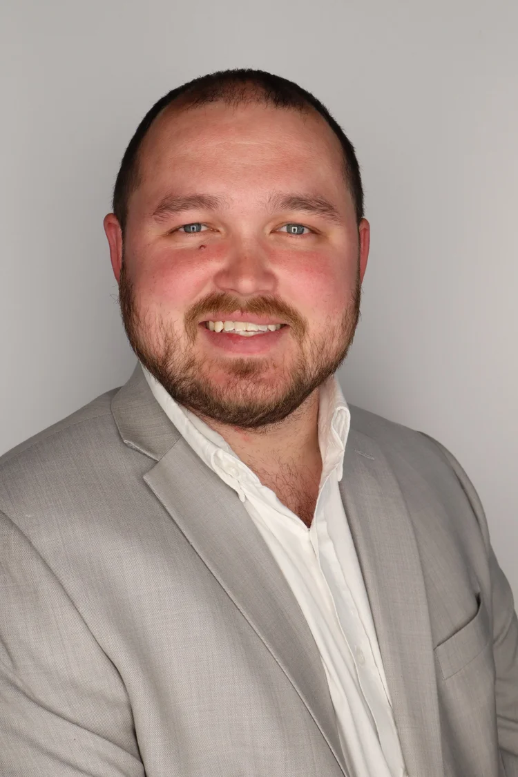 Nicholas Apelquist headshot